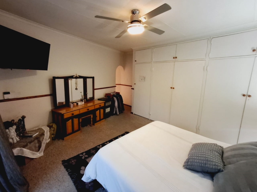 4 Bedroom Property for Sale in Vaalpark Free State